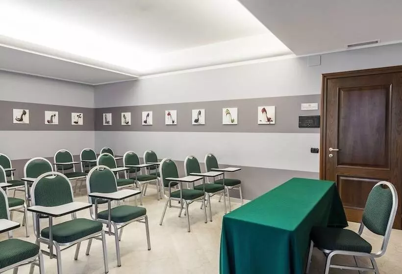 Fotos del hotel Des Etrangers:  21