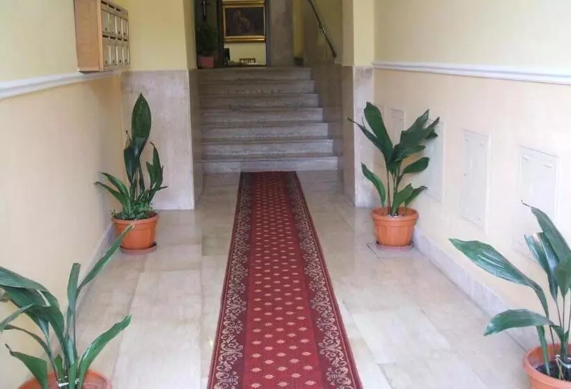 Fotos del hotel Colosseo Rooms Imperial Rome:  2