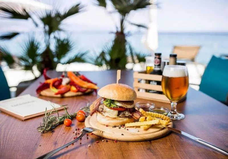 Fotos del hotel Savoy:  20