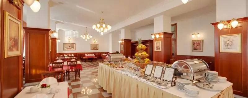 Fotos del hotel Savoy:  23