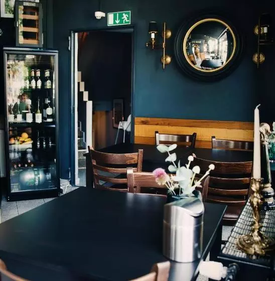 Fotos del hotel Villa Emilia:  8