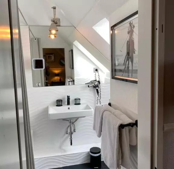 Fotos del hotel Villa Emilia:  10