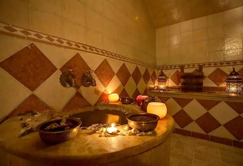 Fotos del hotel Amani  Suites & Spa:  8