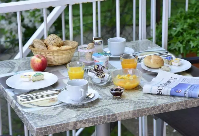 Fotos del hotel Burg Stammhaus:  9