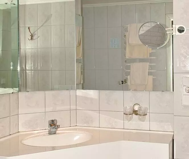 Fotos del hotel Burg Stammhaus:  4