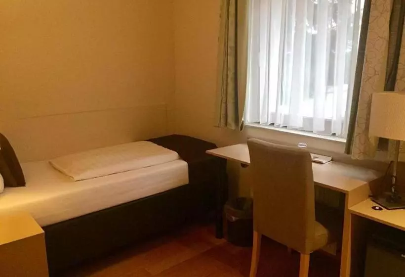 Fotos del hotel Lloyed:  9