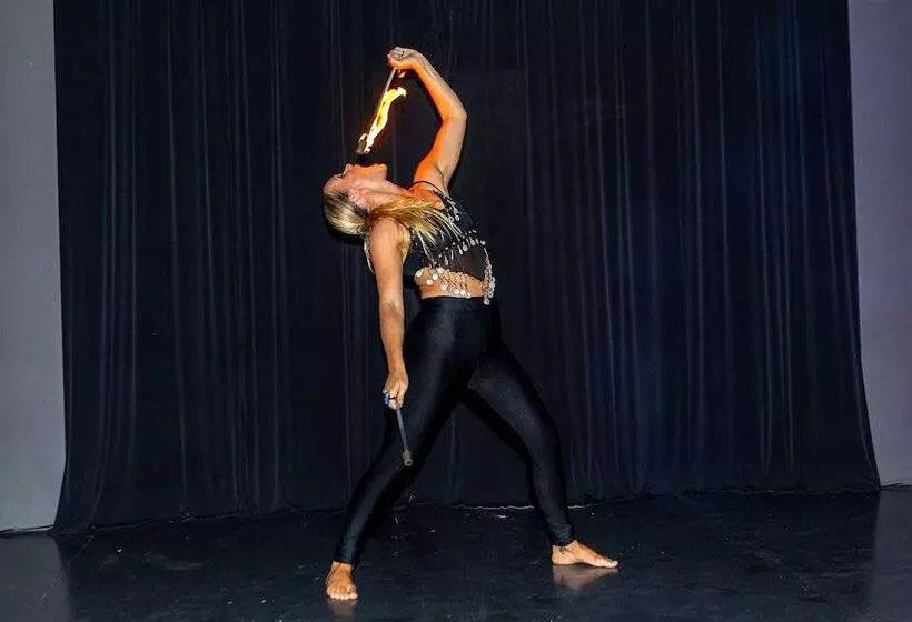 Fotos del hotel Mayfair:  6