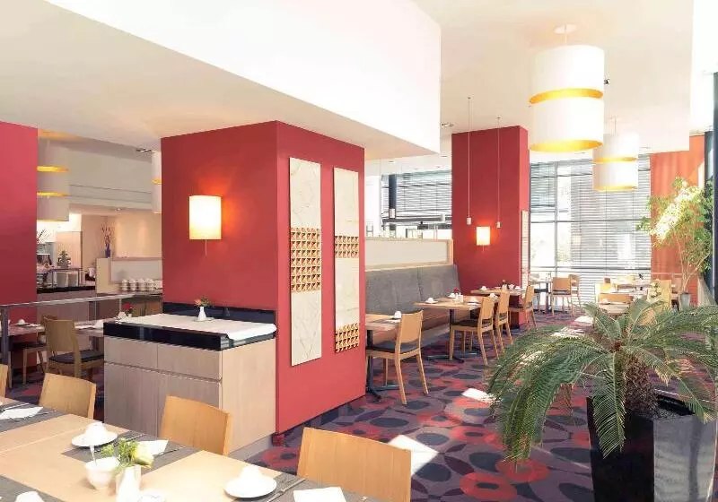 Fotos del hotel Mercure Hotel Freiburg Am Münster:  2