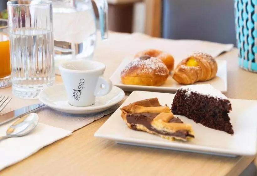 Fotos del hotel Leonessa:  14