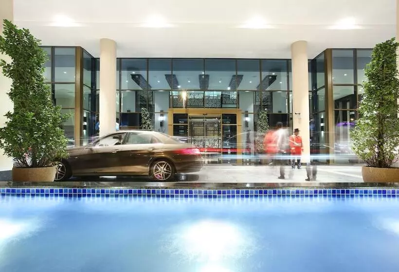 Fotos del hotel Metropolitan Hotel Dubai:  2