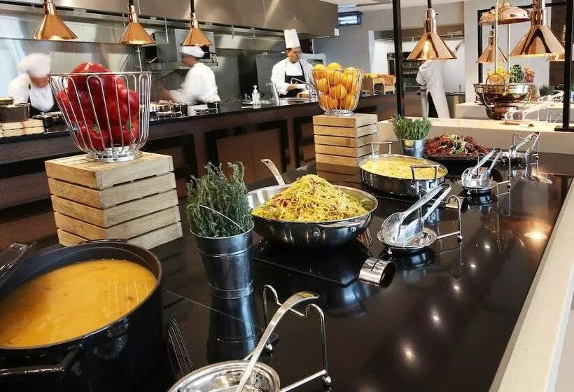 Fotos del hotel Metropolitan Hotel Dubai:  15