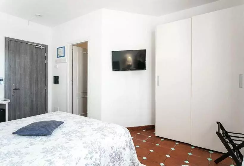 Fotos del hotel Stefania Boutique  By The Beach:  23