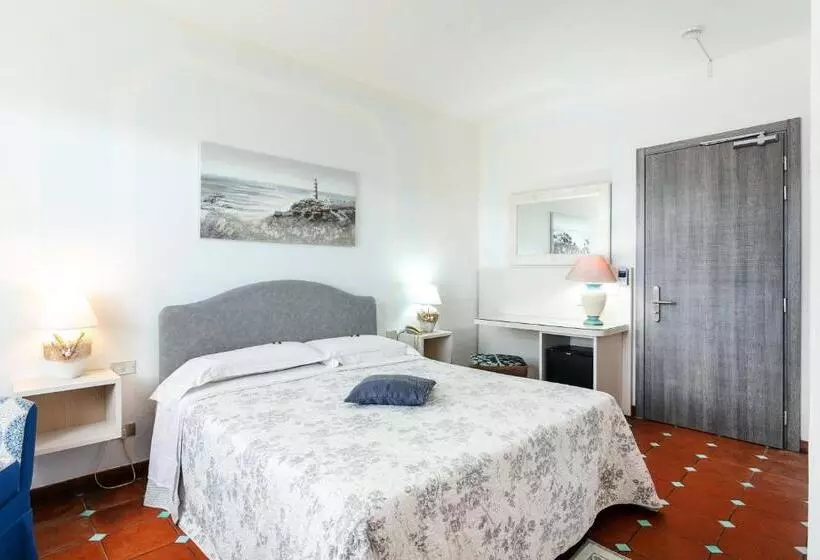 Fotos del hotel Stefania Boutique  By The Beach:  6