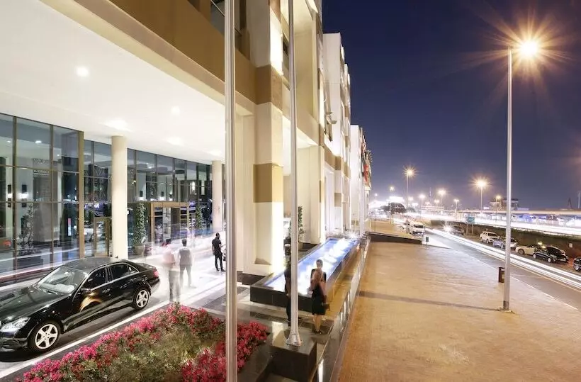 Fotos del hotel Metropolitan Hotel Dubai:  11