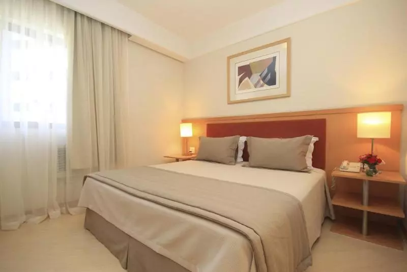 Fotos del hotel Bienal Suítes:  17