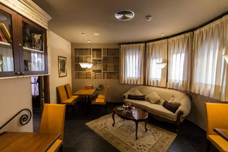 Fotos del hotel Casona De Torres:  10