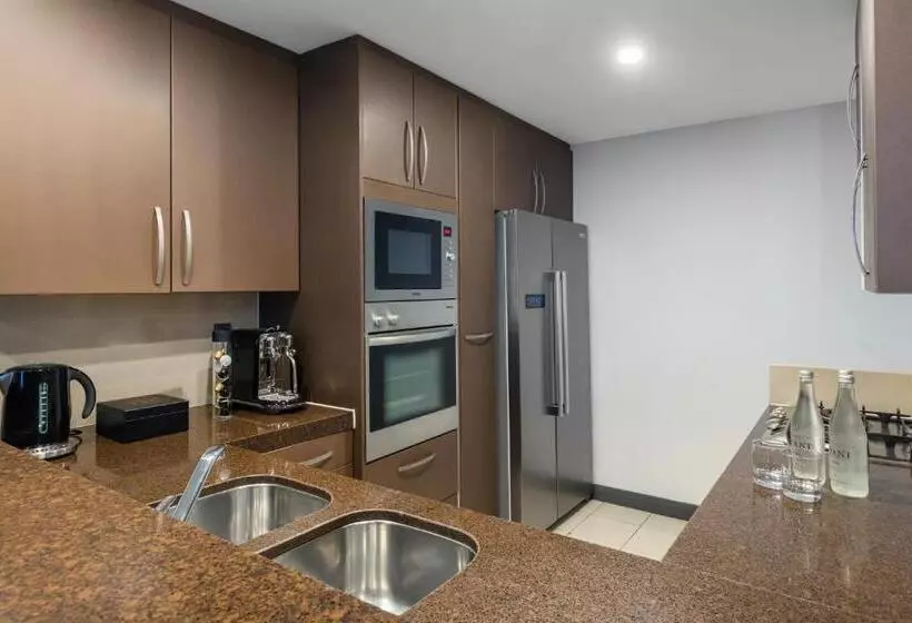 Fotos del hotel Meriton Suites World Tower, Sydney:  17