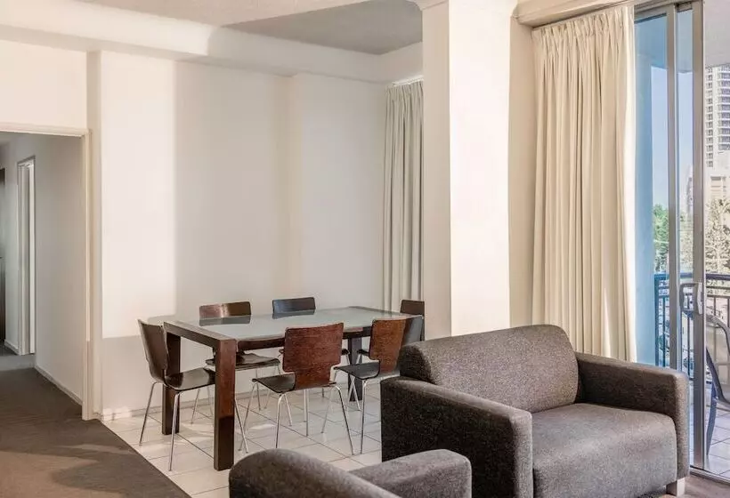 Mantra Towers Of Chevron