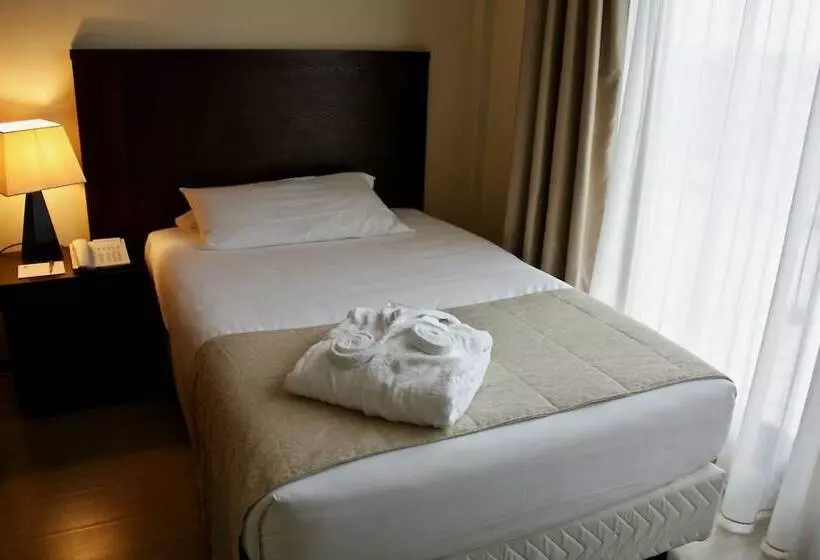 Fotos del hotel Ih S Roma La Mela:  8