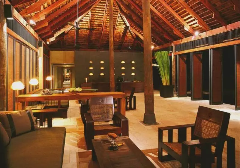 Fotos del hotel Kirimaya Golf Resort Spa:  11