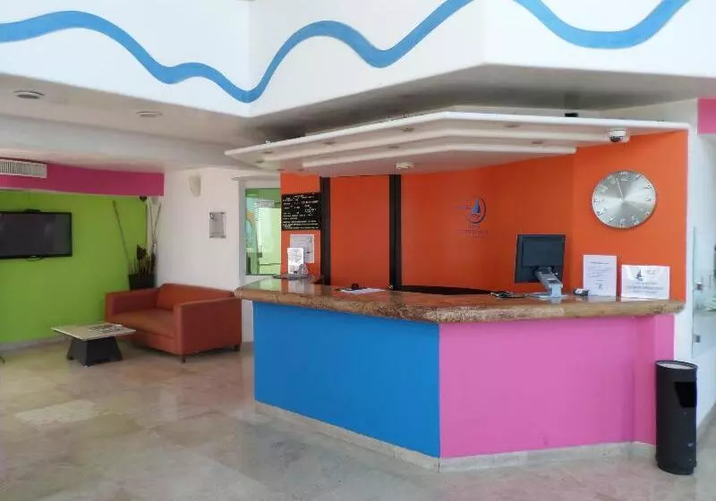 Fotos del hotel Suites Mediterraneo:  11