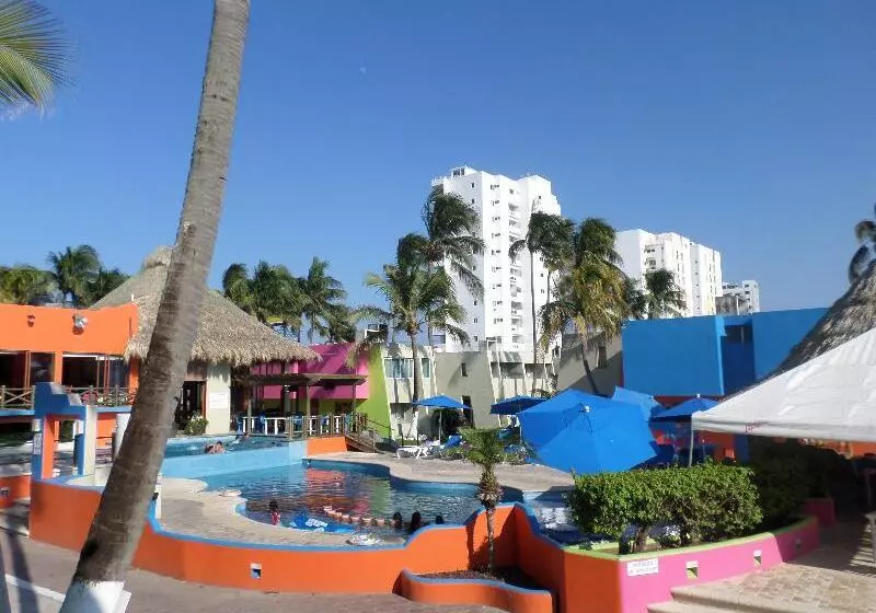 Fotos del hotel Suites Mediterraneo:  12