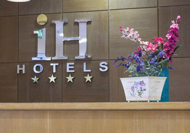 Fotos del hotel Ih S Firenze Business:  16