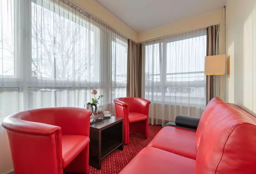 Fotos del hotel Azimut  City South Berlin:  25