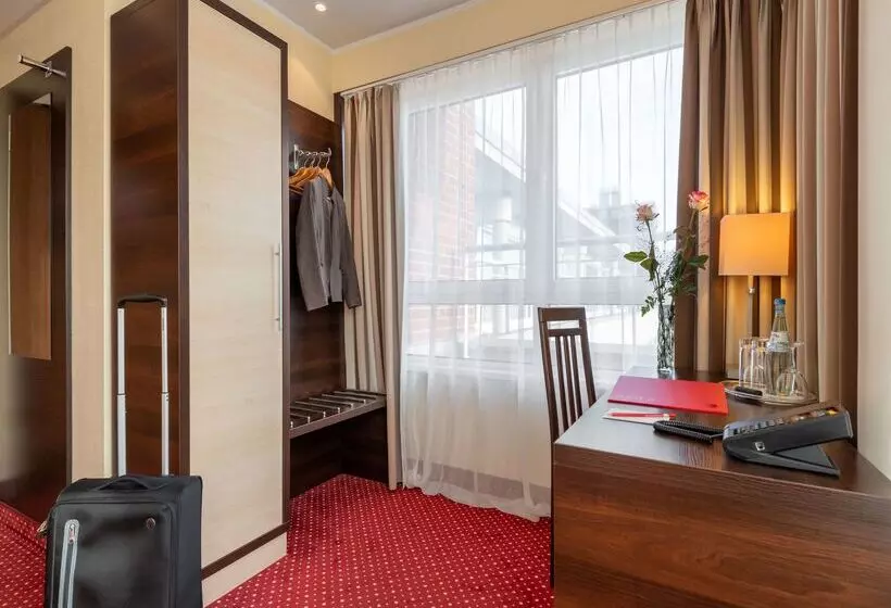 Fotos del hotel Azimut  City South Berlin:  22