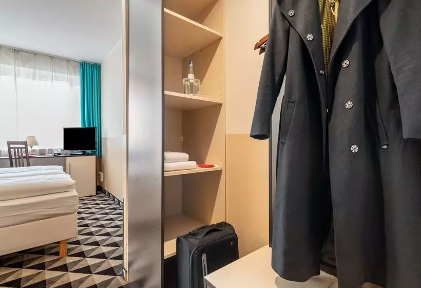 Fotos del hotel Azimut  City South Berlin:  20