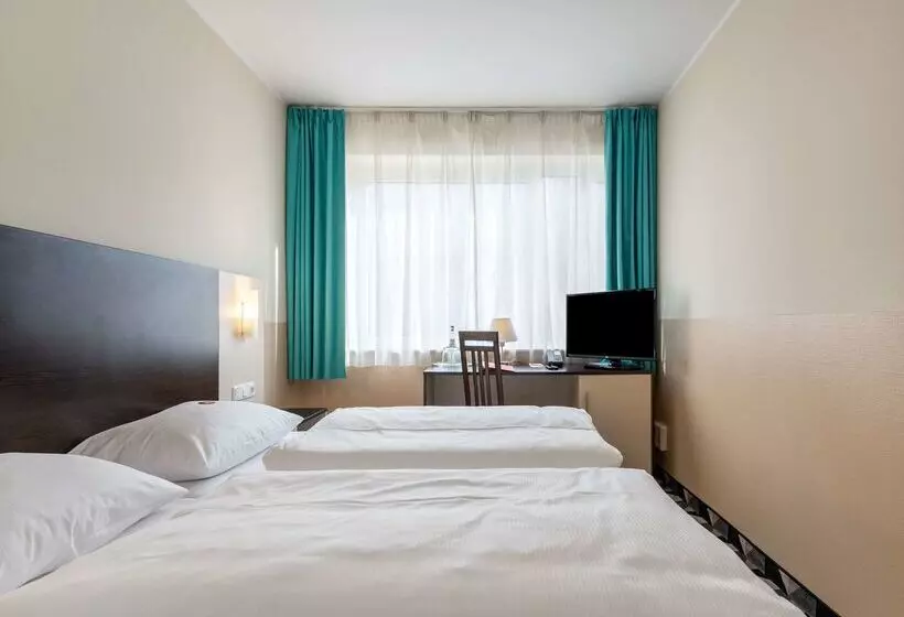 Fotos del hotel Azimut  City South Berlin:  16