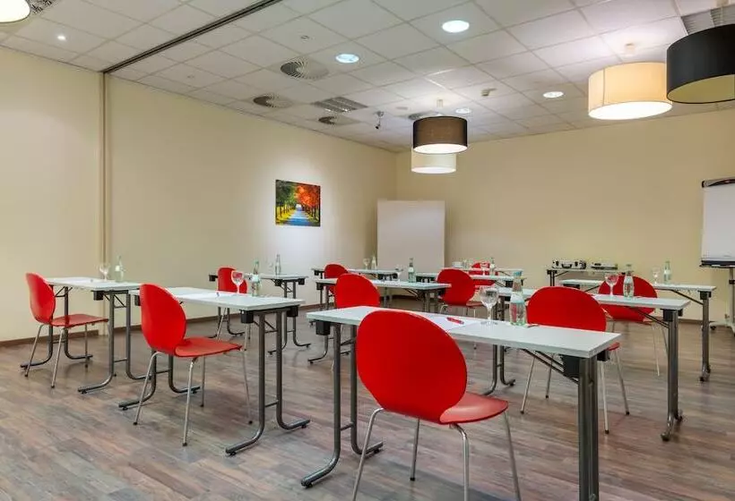 Fotos del hotel Azimut  City South Berlin:  14