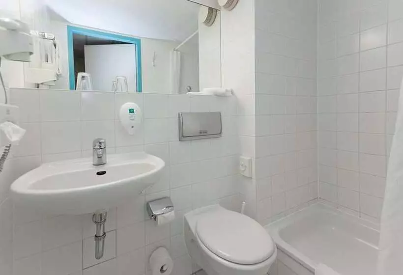 Fotos del hotel Azimut  City South Berlin:  15