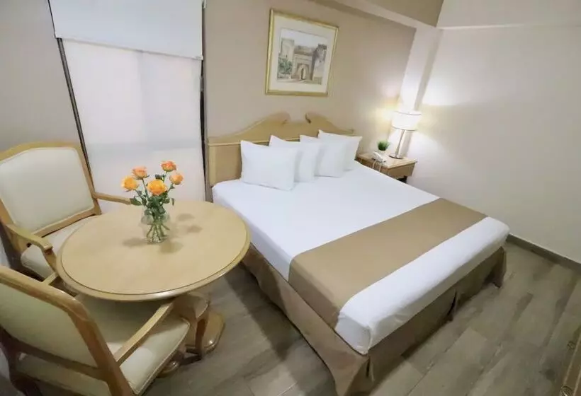 Fotos del hotel Hotel Madero Express:  8