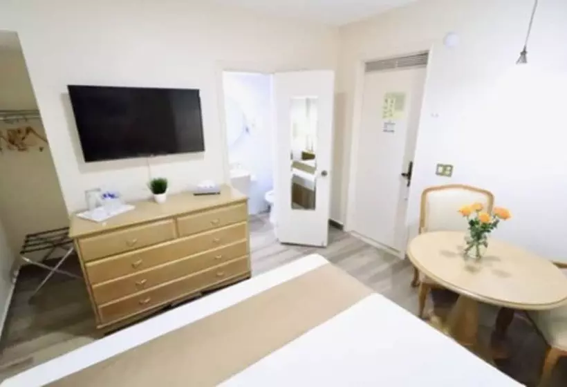 Fotos del hotel Hotel Madero Express:  24