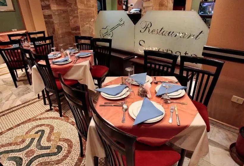 Fotos del hotel Regency:  10