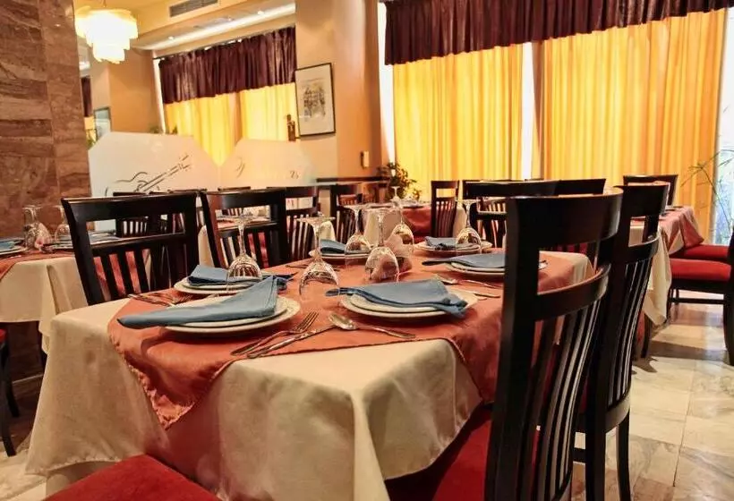 Fotos del hotel Regency:  13