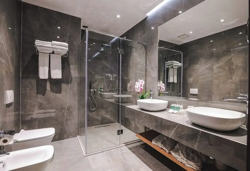 Fotos del hotel Butrinti & Spa:  17