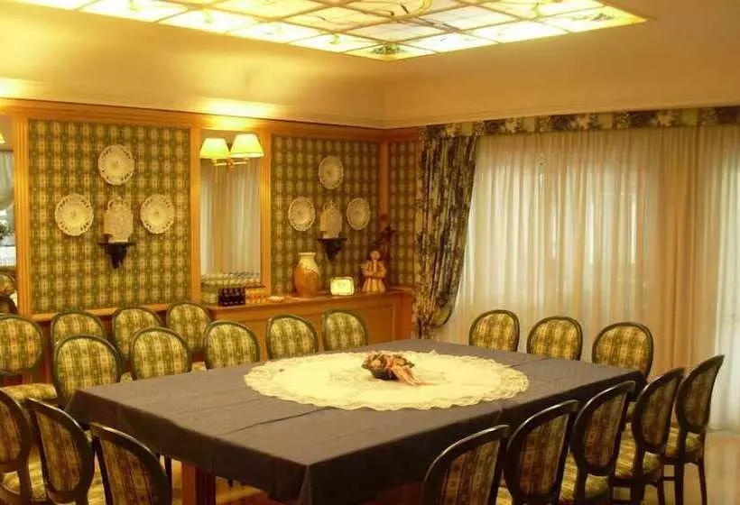 Fotos del hotel Business Resort Parkhotel Werth:  15