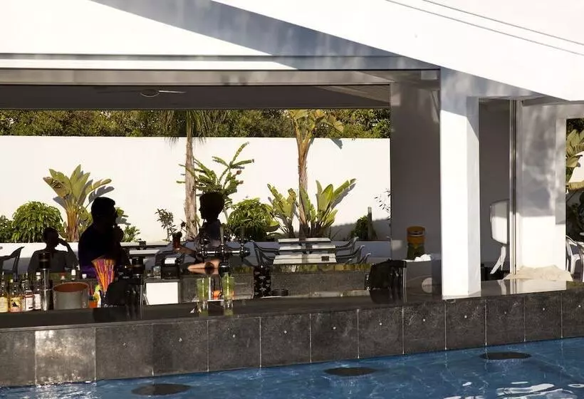 Fotos del hotel Christofinia:  8