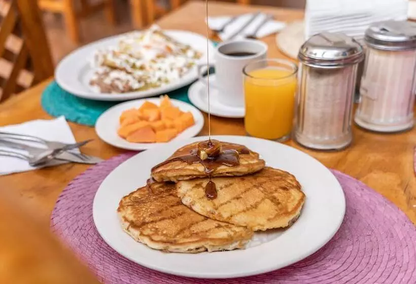 Fotos del hotel Meson De Carolina:  3