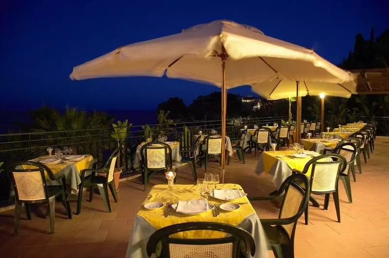 Fotos del hotel Baia Delle Sirene:  19