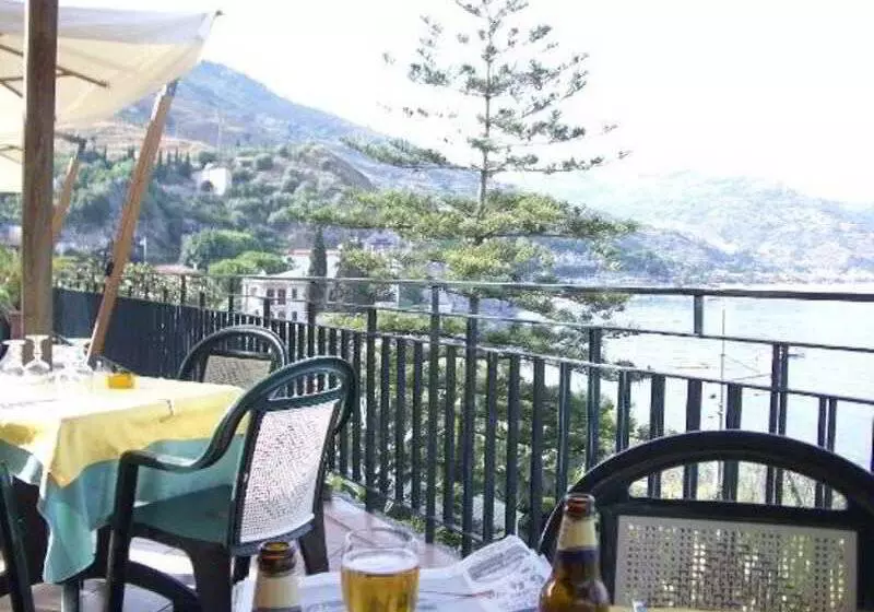 Fotos del hotel Baia Delle Sirene:  13