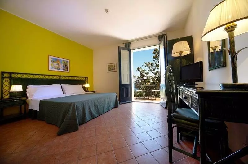 Fotos del hotel Baia Delle Sirene:  18