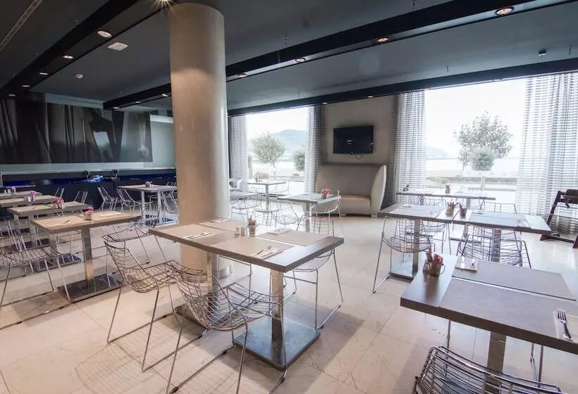 Fotos del hotel Petit Palace Tamarises:  3