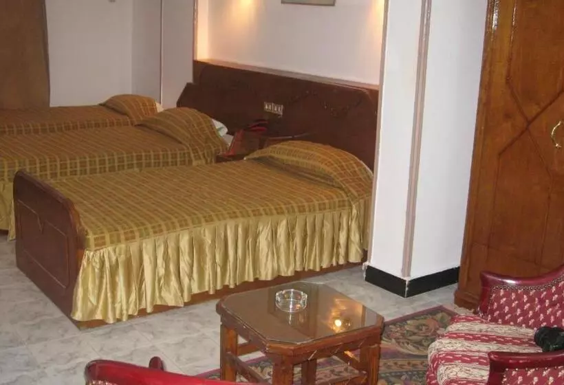 Fotos del hotel Sara:  10