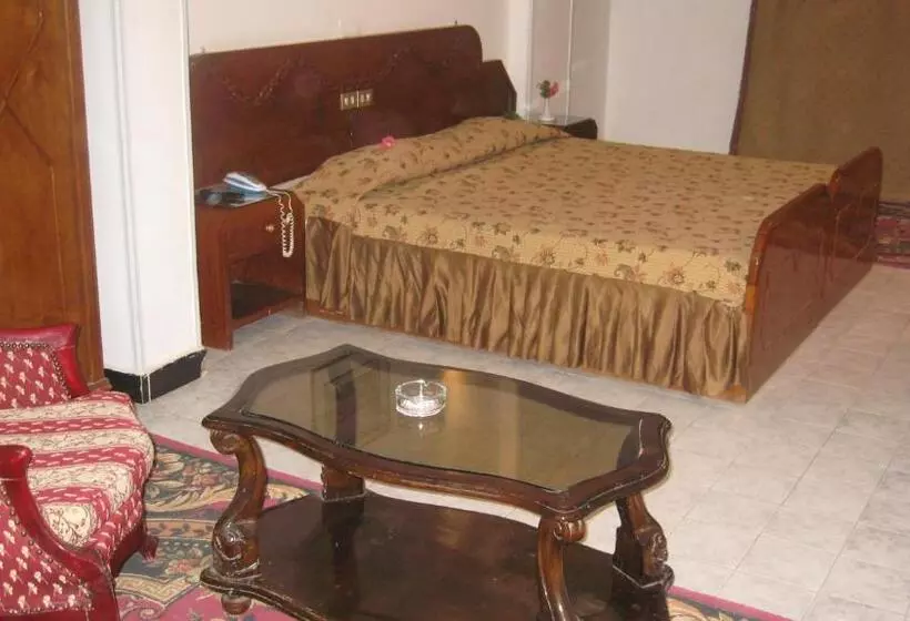 Fotos del hotel Sara:  24