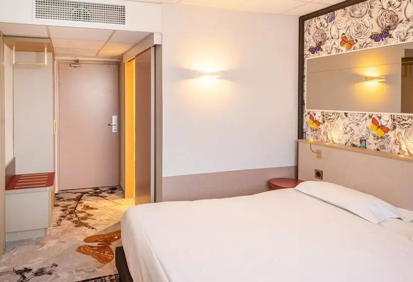 Fotos del hotel Brit Hotel Nantes La Beaujoire - L'amandine:  8