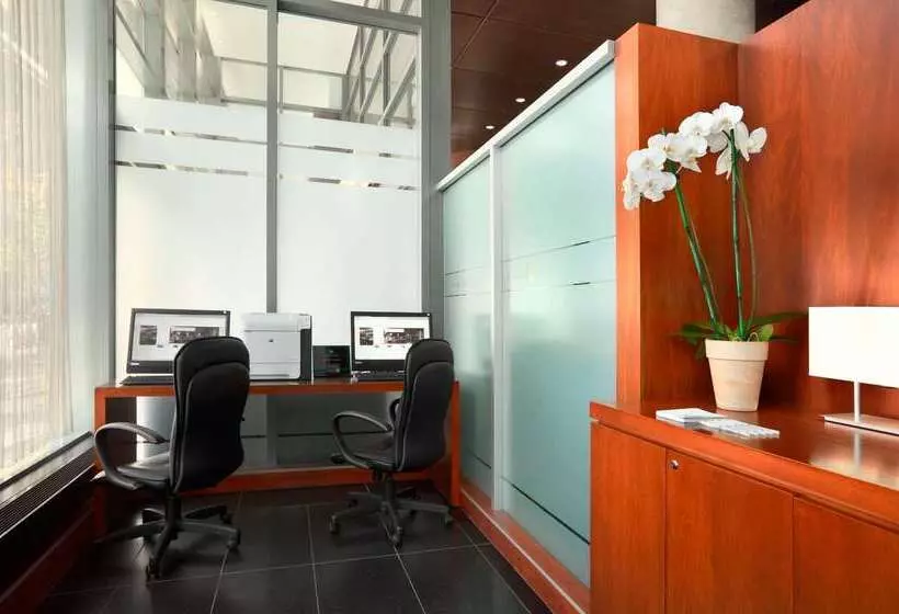 Fotos del hotel Embassy Suites By Hilton - Montreal:  12