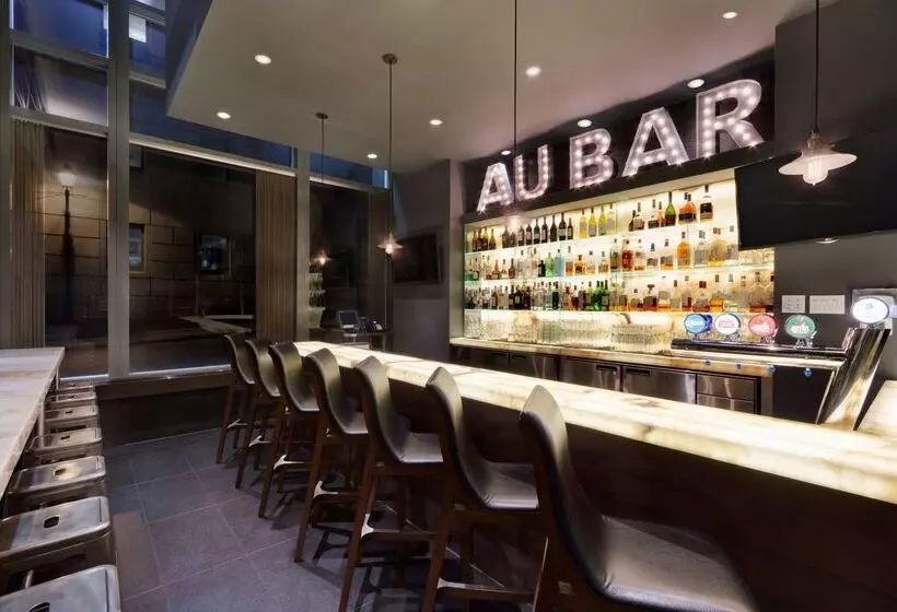 Fotos del hotel Embassy Suites By Hilton - Montreal:  6
